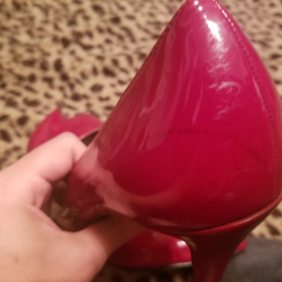 Gianni Bini Red Heels - Picture 4 of 6